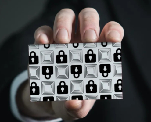 Wallet Defender Review 2025: Best RFID & NFC Blocking Card